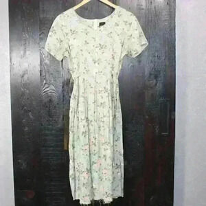 VINTAGE Erika Green Floral Short Sleeve Midi Dress Raw Hem Cottage Women Medium
